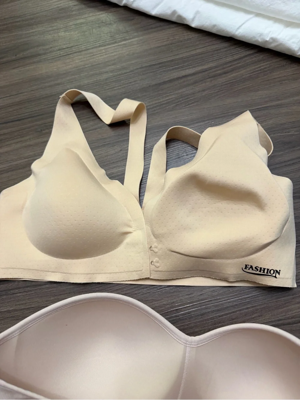3-Pack Seamless Bras in Peach, Ivory & Cream sz L bundle lots of - Picture 8 of 9